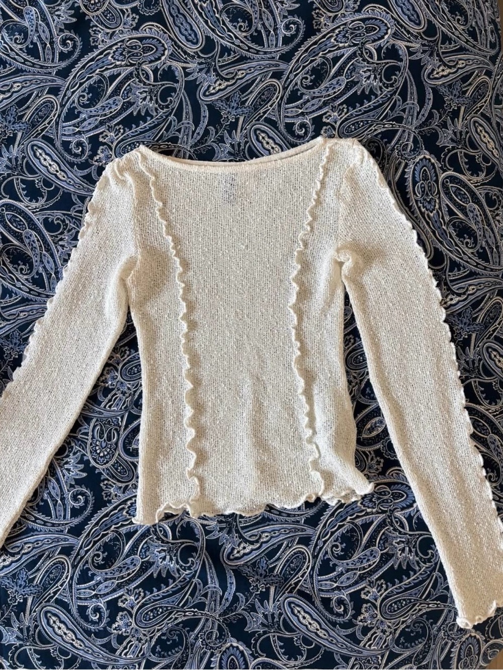 H&M Cream Ruffle-Trim Long Sleeve Knit Top